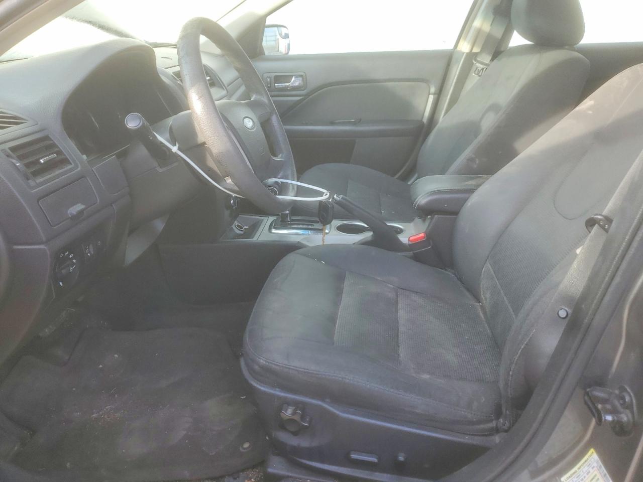 2012 FORD FUSION SE photo 19