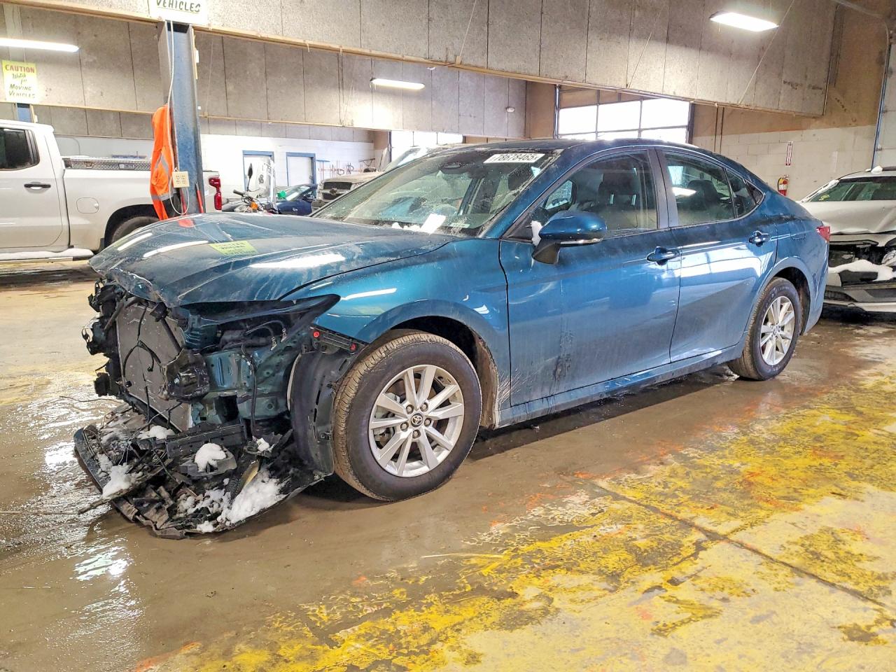 2025 TOYOTA CAMRY
