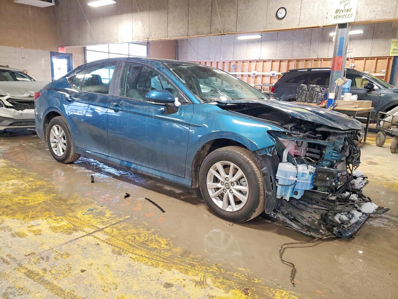 2025 TOYOTA CAMRY LE photo 10