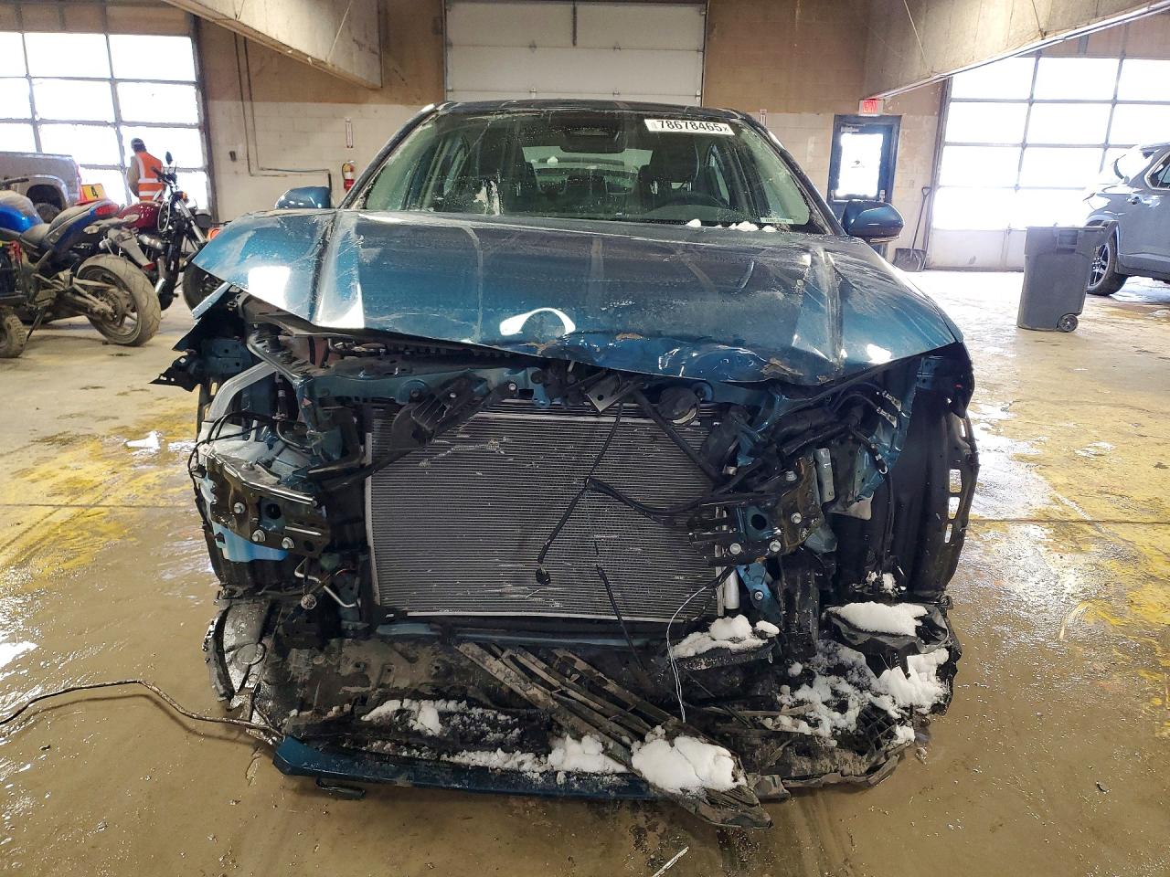 2025 TOYOTA CAMRY LE photo 13