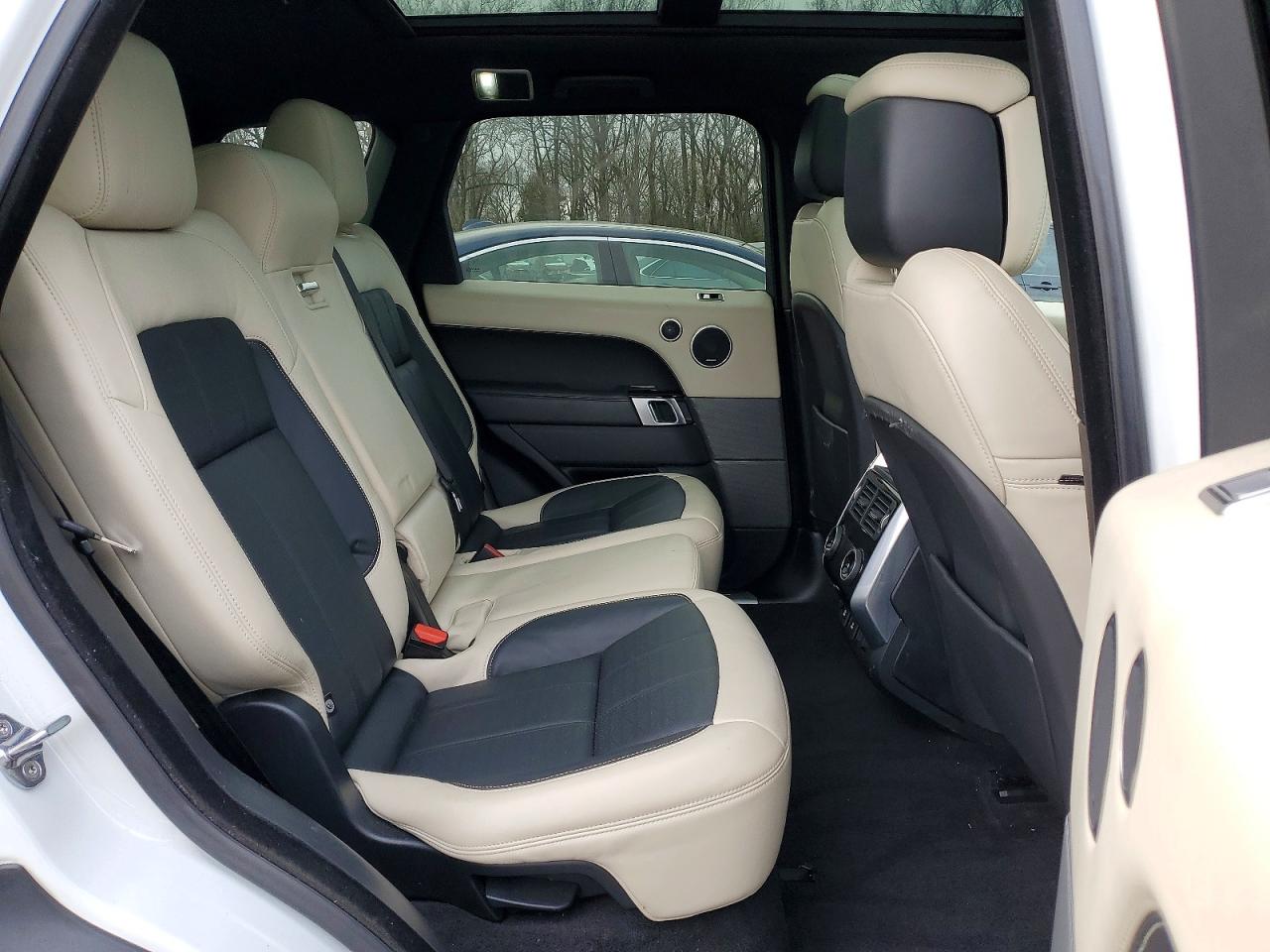2019 LAND ROVER RANGE ROVER SPORT HSE DYNAMIC photo 11