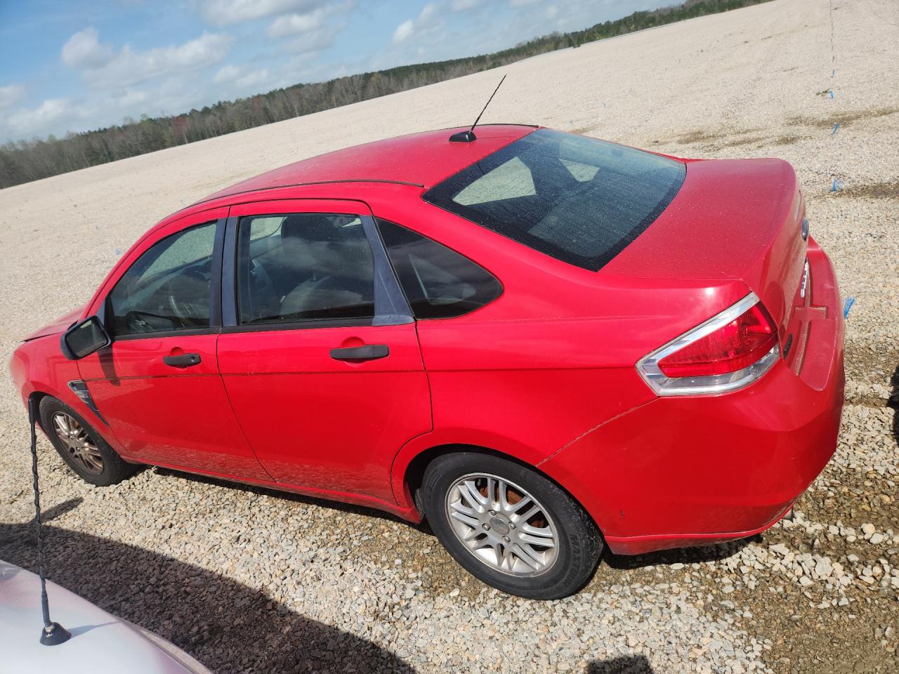 2008 FORD FOCUS SE photo 3