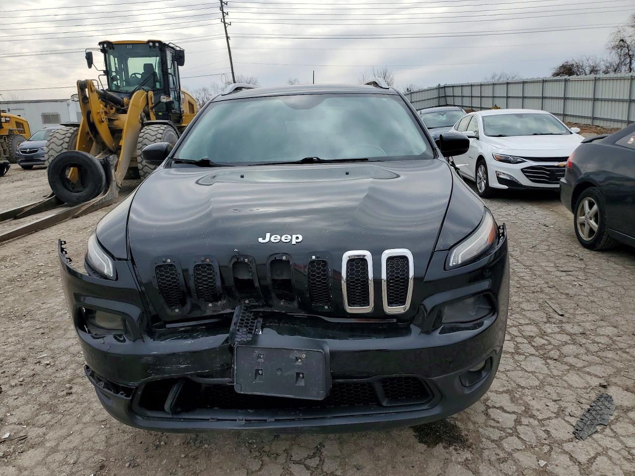2017 JEEP CHEROKEE LATITUDE photo 9