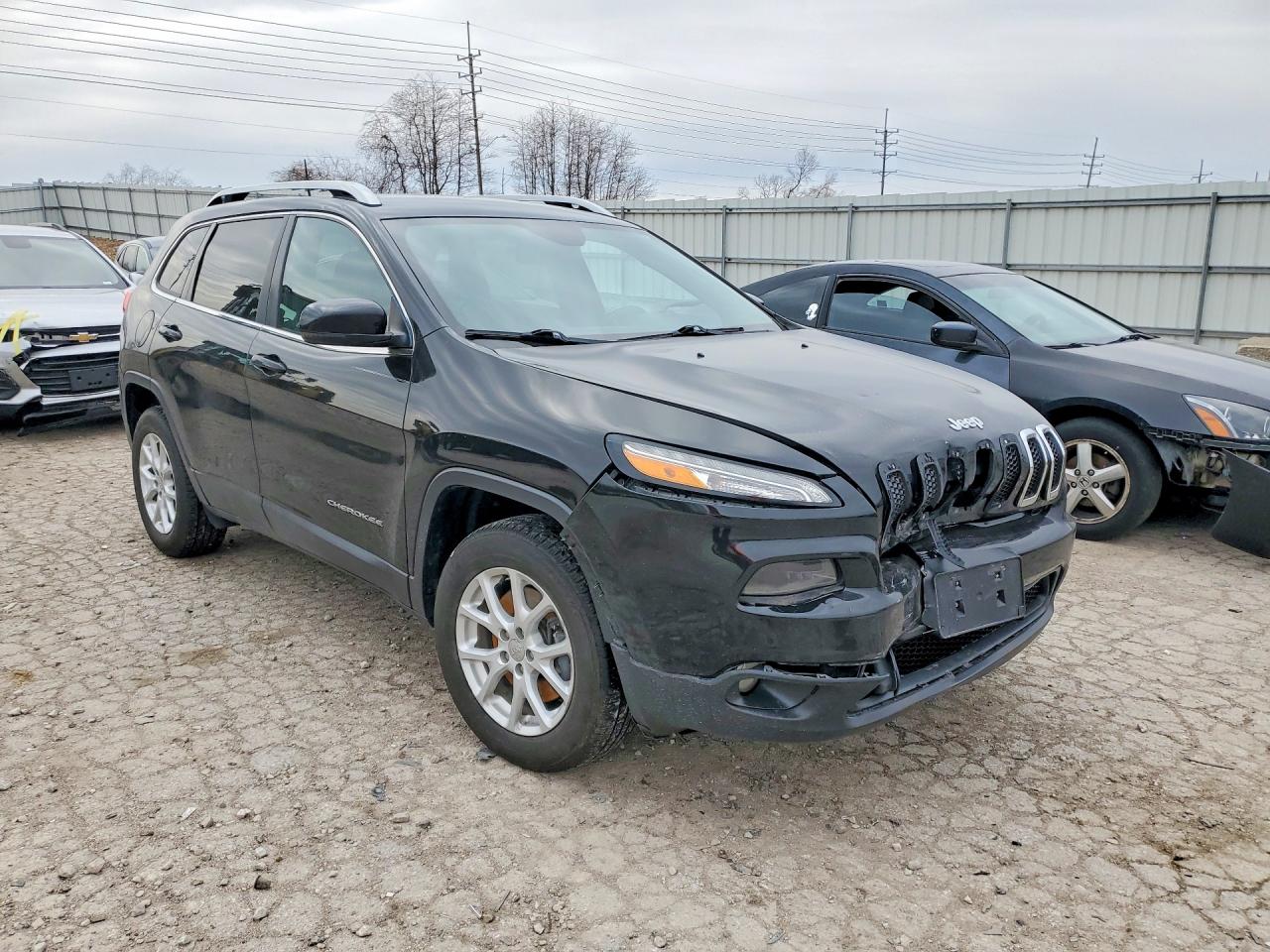 2017 JEEP CHEROKEE LATITUDE photo 7