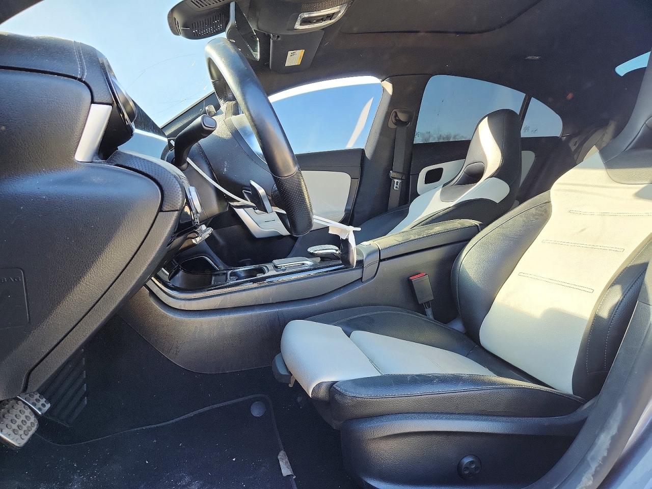 2021 MERCEDES-BENZ CLA 250 photo 13