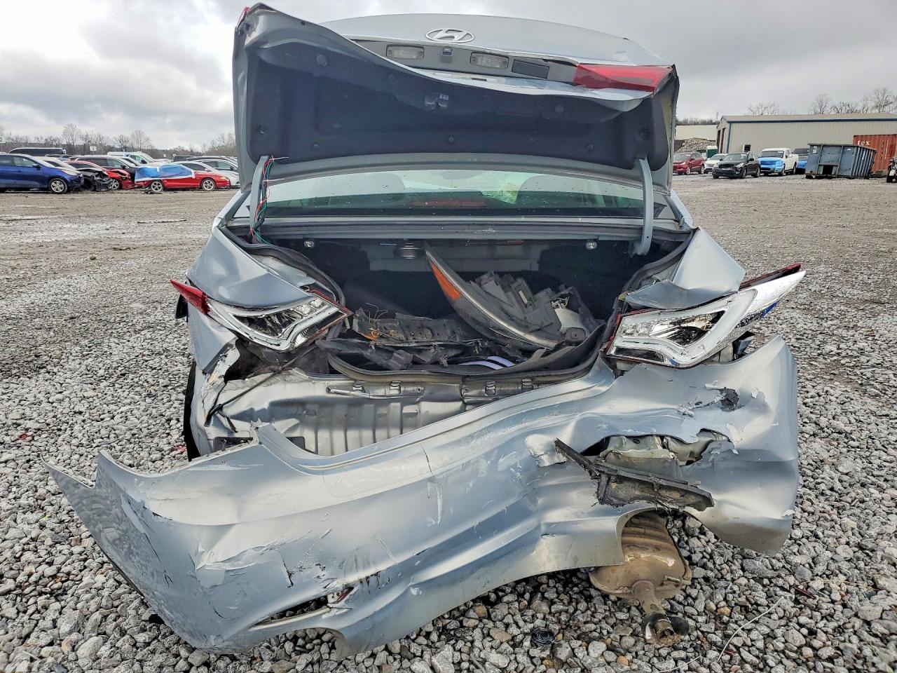 2013 HYUNDAI SONATA SE photo 11