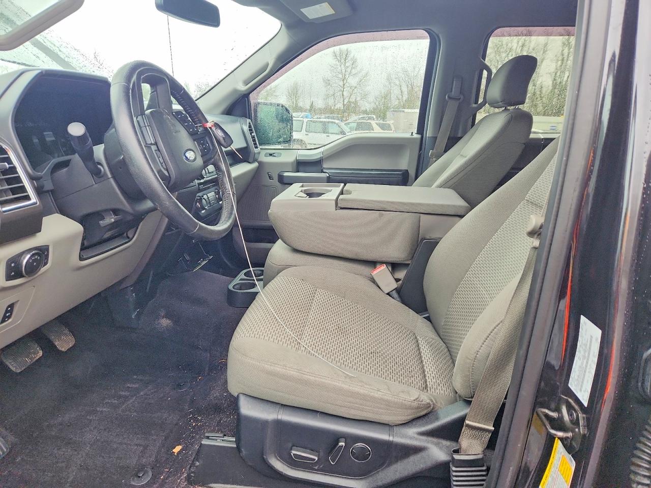 2015 FORD F150 SUPERCREW photo 13