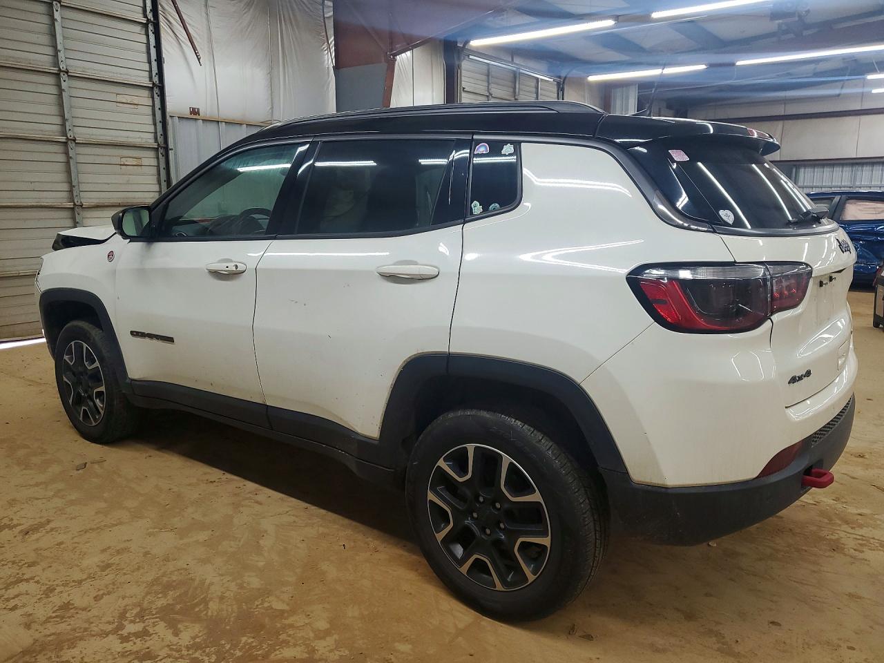2021 JEEP COMPASS TRAILHAWK photo 2