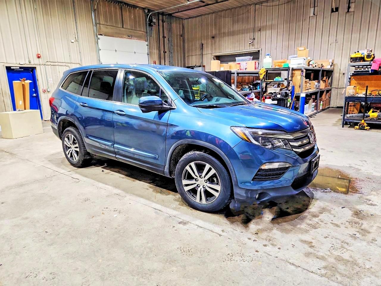 2016 HONDA PILOT EX photo 7