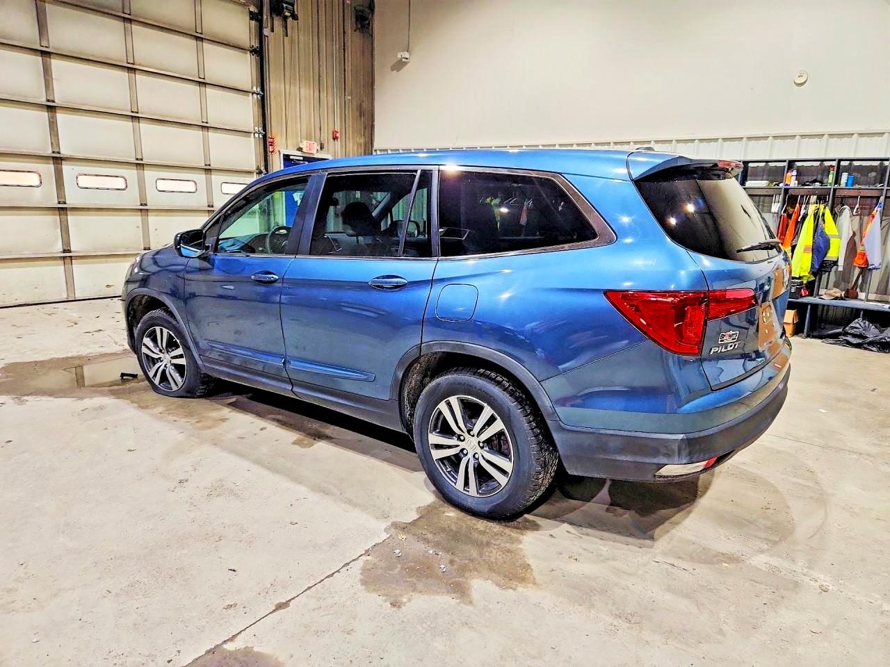 2016 HONDA PILOT EX photo 3