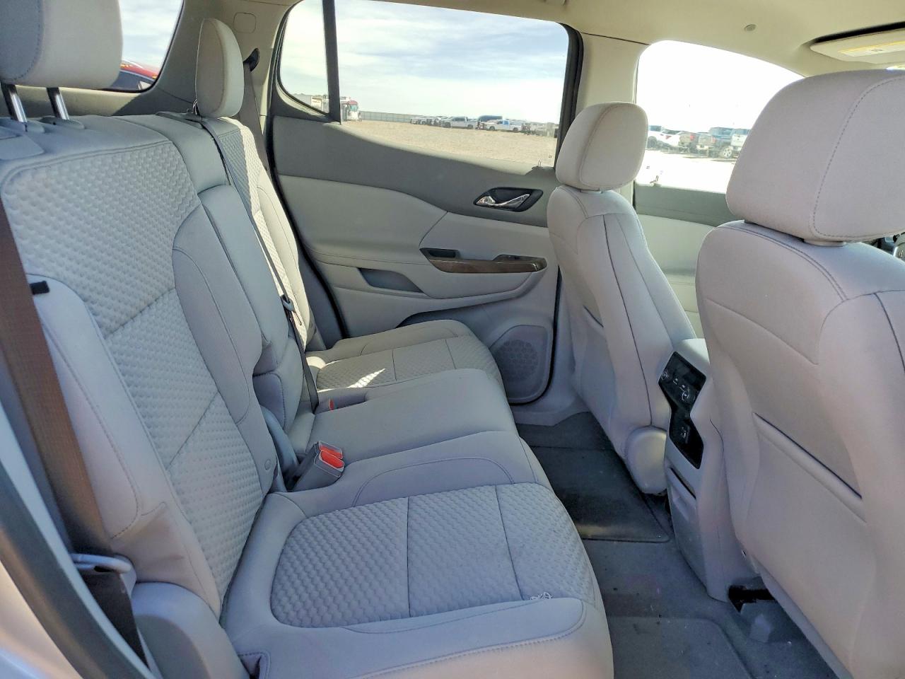 2019 GMC ACADIA SLE photo 21