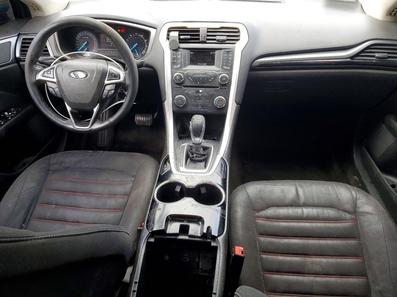 2015 FORD FUSION SE photo 8