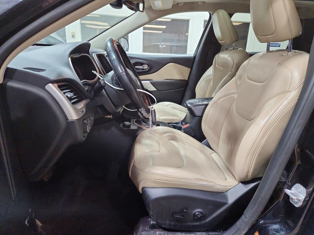 2018 JEEP CHEROKEE LIMITED photo 13