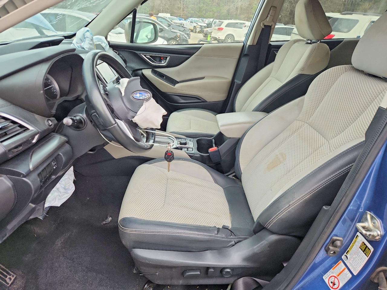 2019 SUBARU FORESTER PREMIUM photo 13