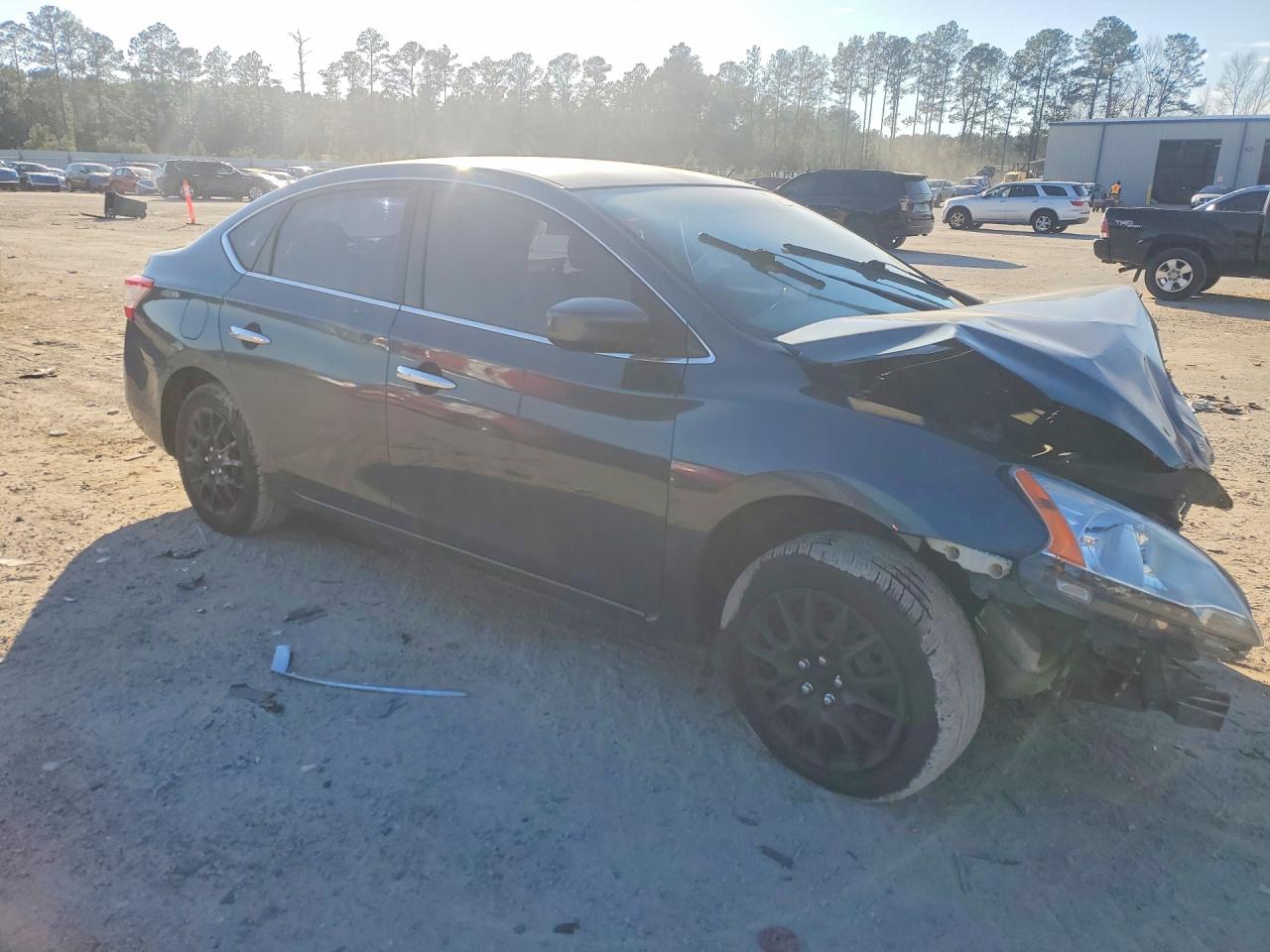 2015 NISSAN SENTRA photo 4