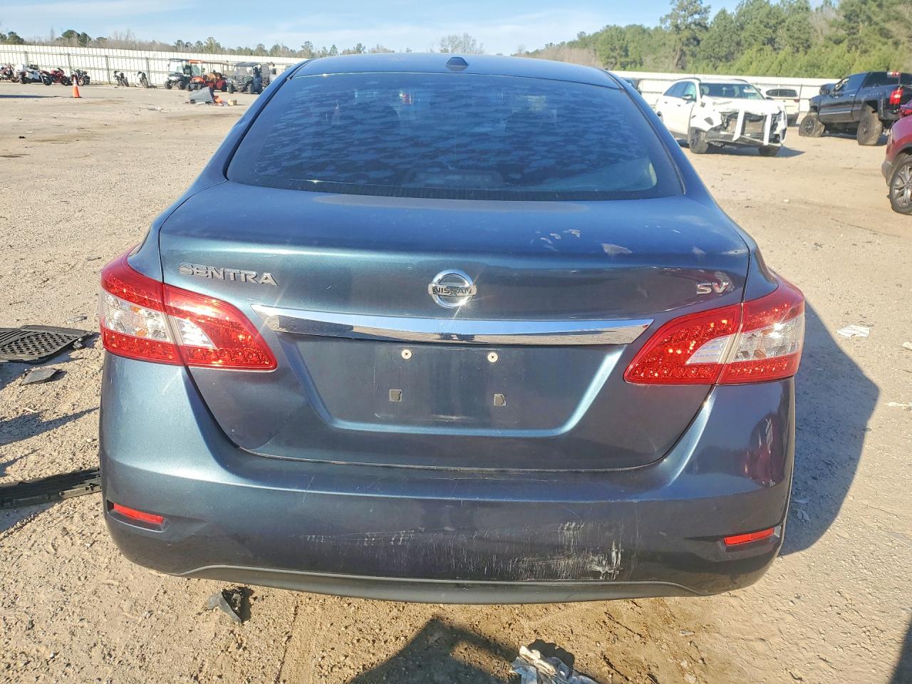 2015 NISSAN SENTRA photo 6