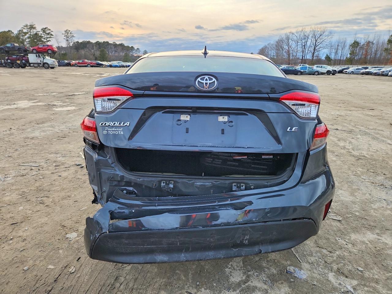 2023 TOYOTA COROLLA LE photo 11