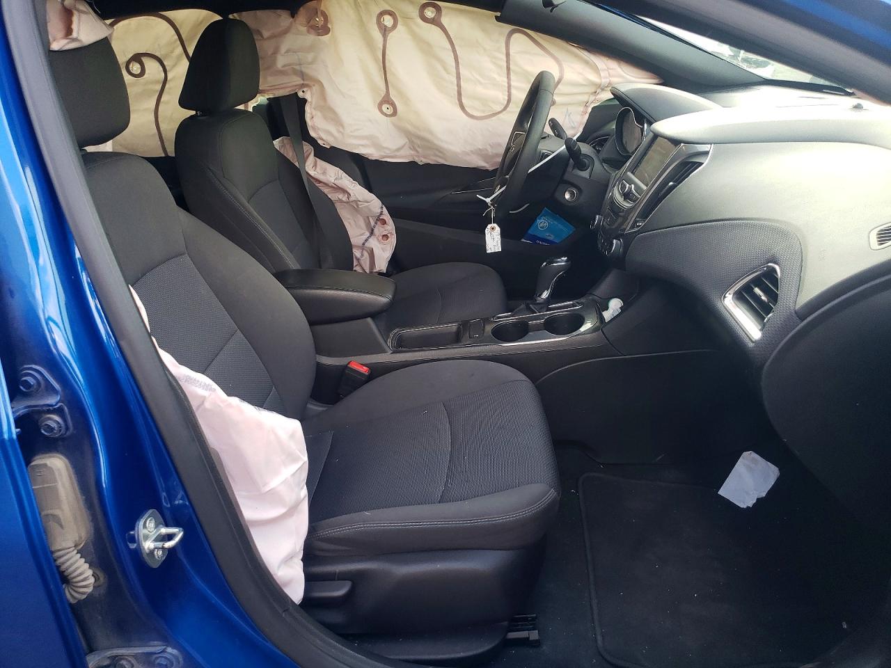 2019 CHEVROLET CRUZE LT photo 13