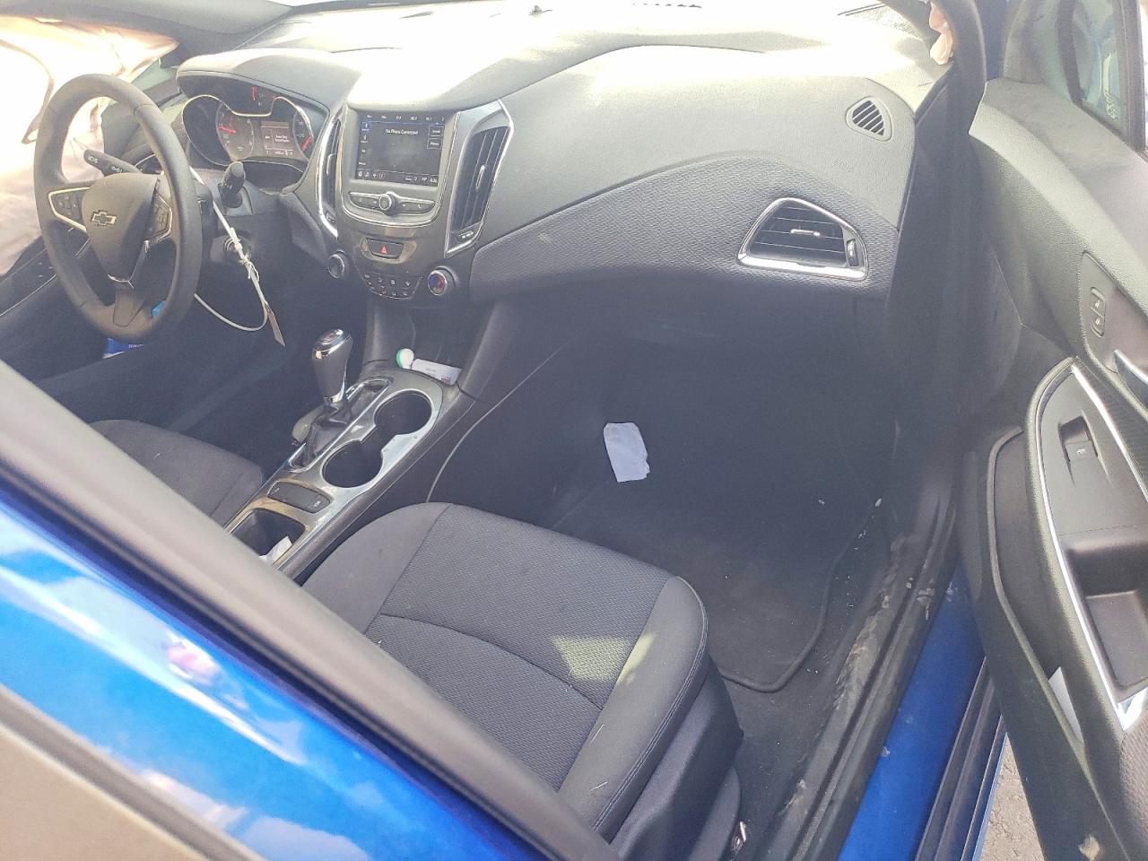 2019 CHEVROLET CRUZE LT photo 15
