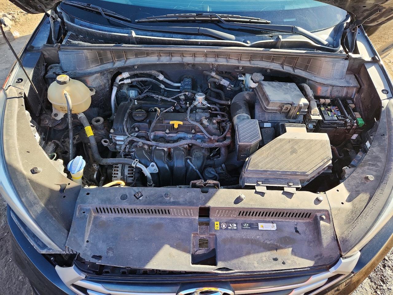 2018 HYUNDAI TUCSON SE photo 11
