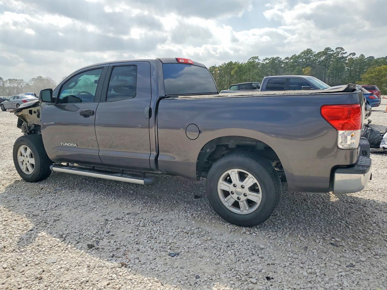 2011 TOYOTA TUNDRA GRADE photo 2