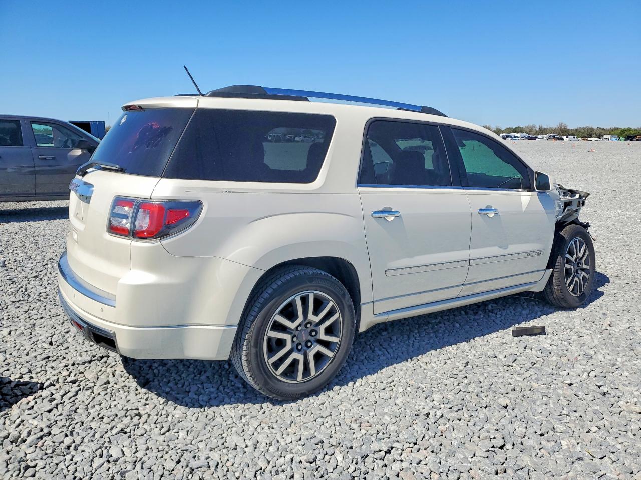 2014 GMC ACADIA DENALI photo 3