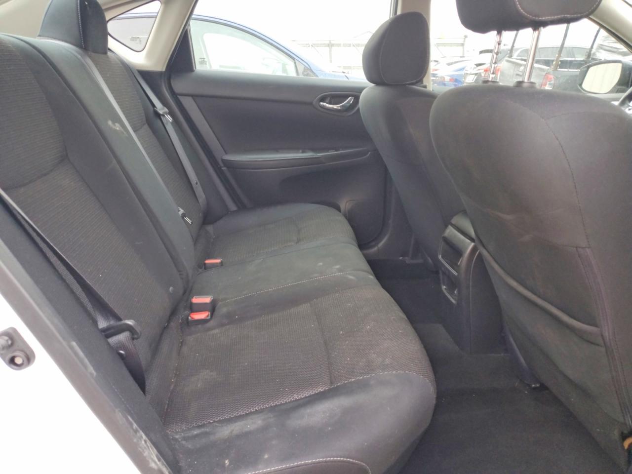 2019 NISSAN SENTRA S photo 19