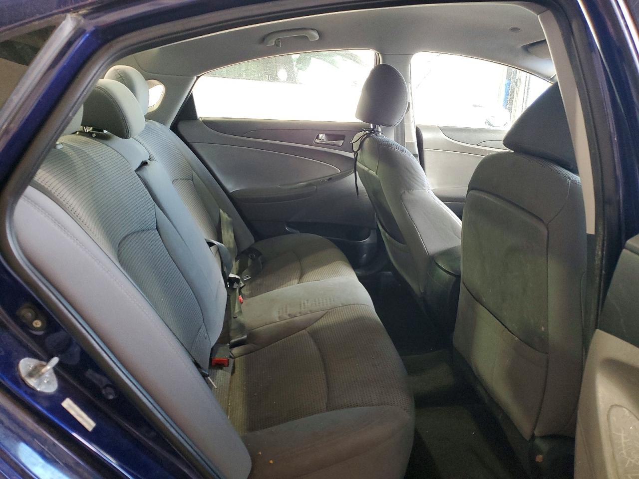 2011 HYUNDAI SONATA GLS photo 10