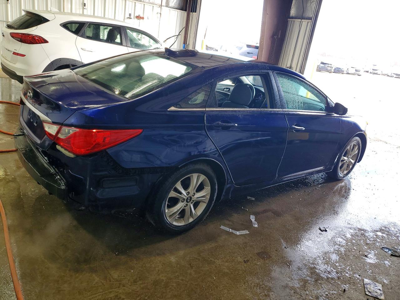 2011 HYUNDAI SONATA GLS photo 3