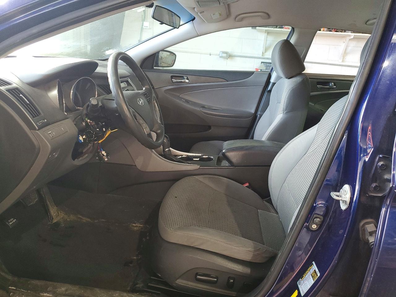 2011 HYUNDAI SONATA GLS photo 7