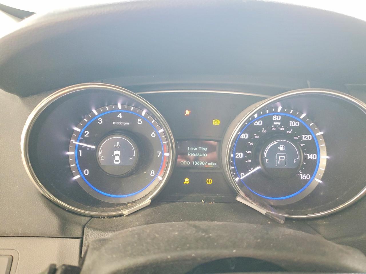 2011 HYUNDAI SONATA GLS photo 9