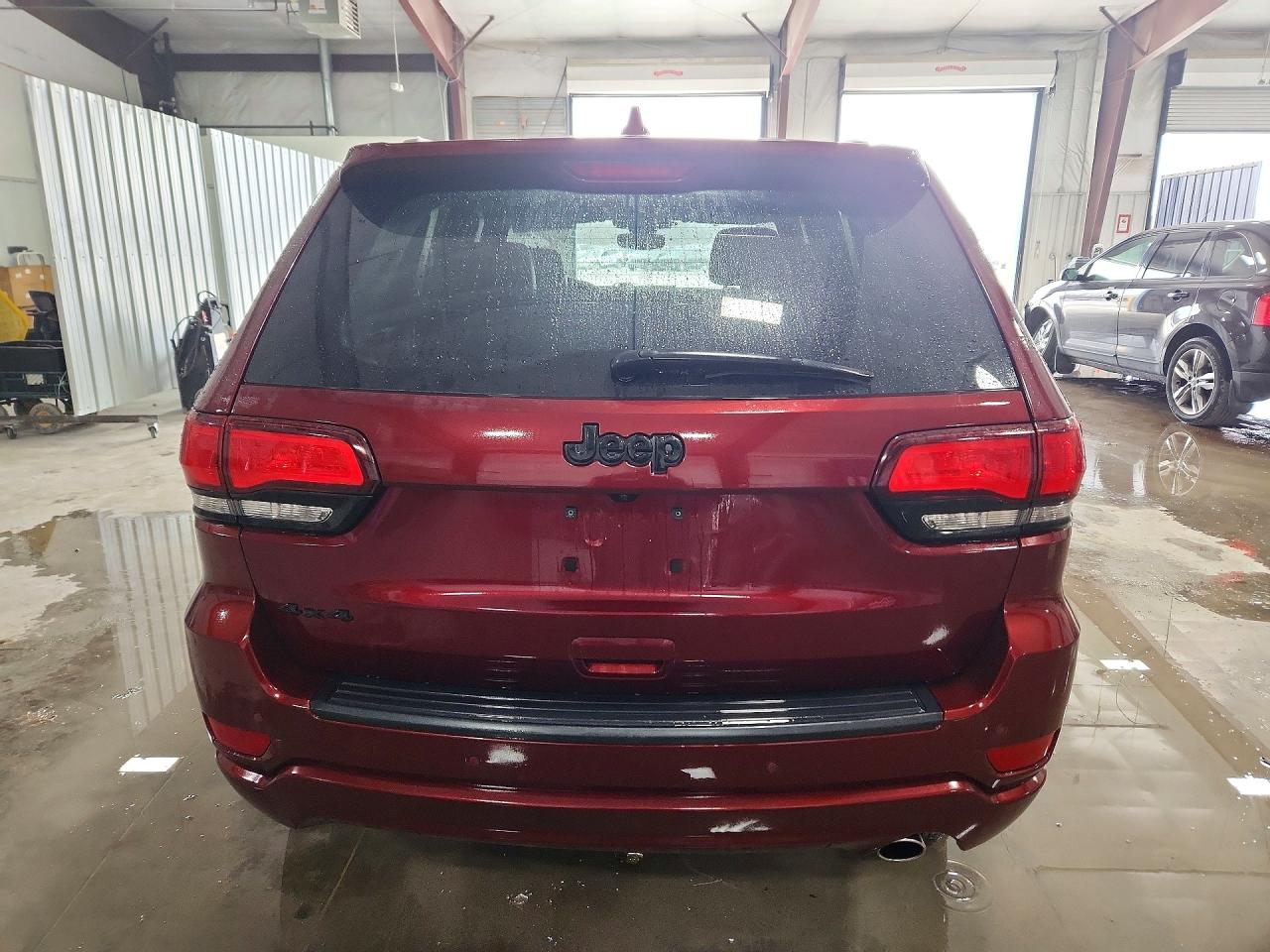 2019 JEEP GRAND CHEROKEE LAREDO photo 11