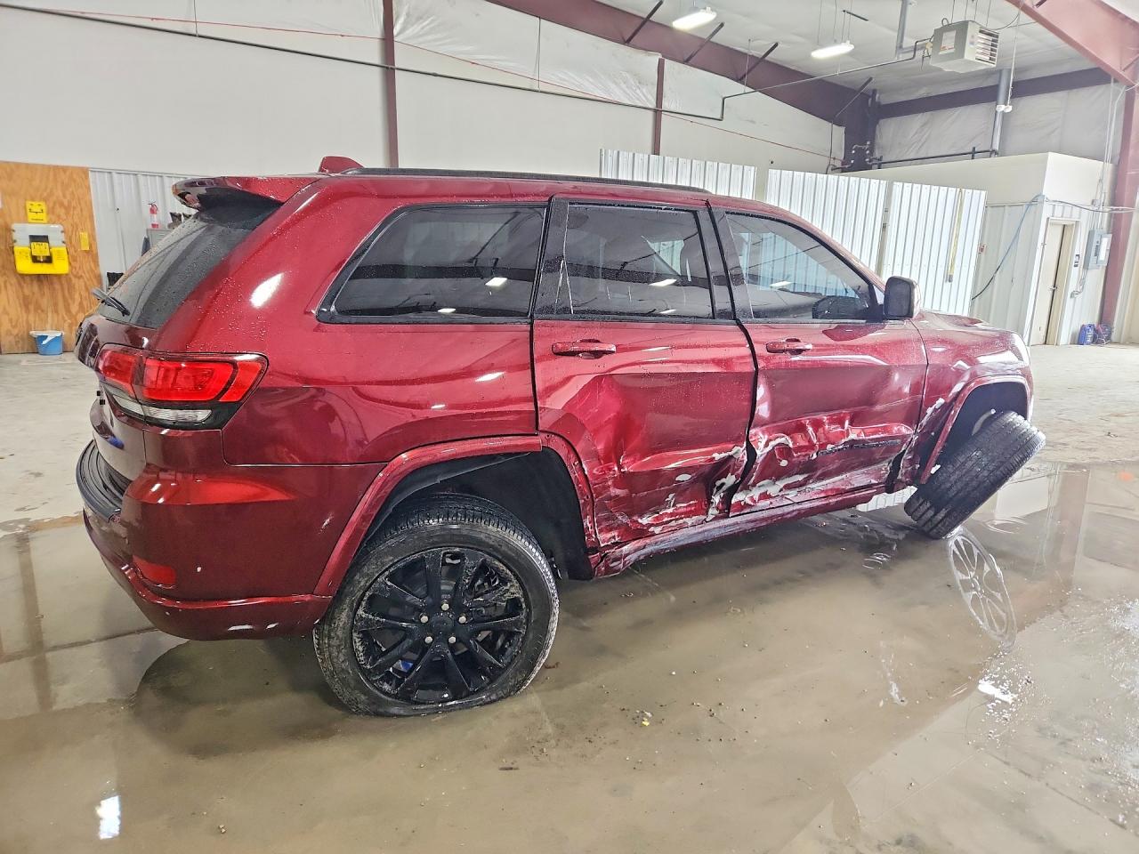 2019 JEEP GRAND CHEROKEE LAREDO photo 5