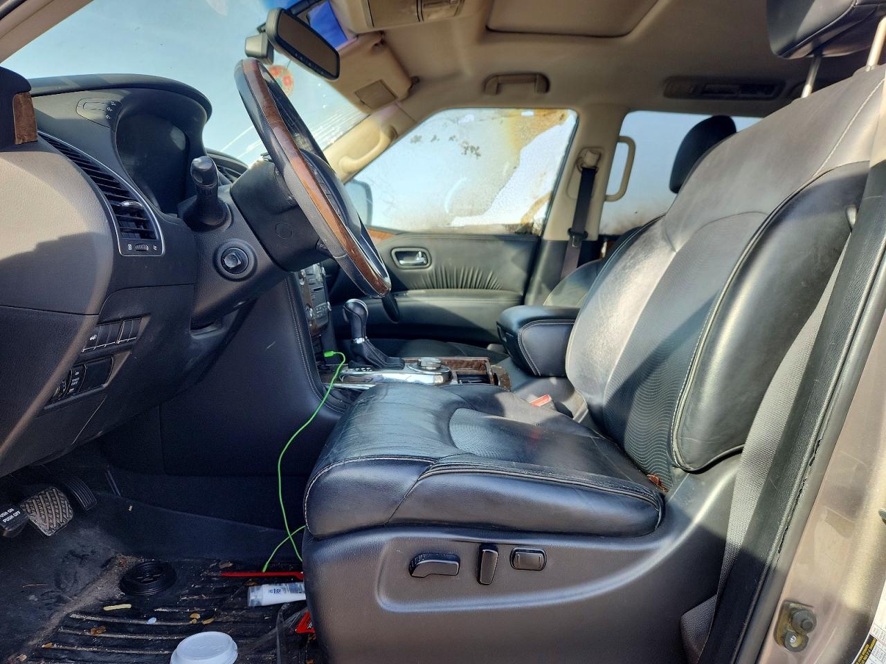 2017 INFINITI QX80 BASE photo 19
