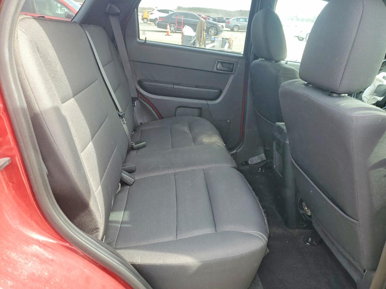 2012 FORD ESCAPE XLT photo 10