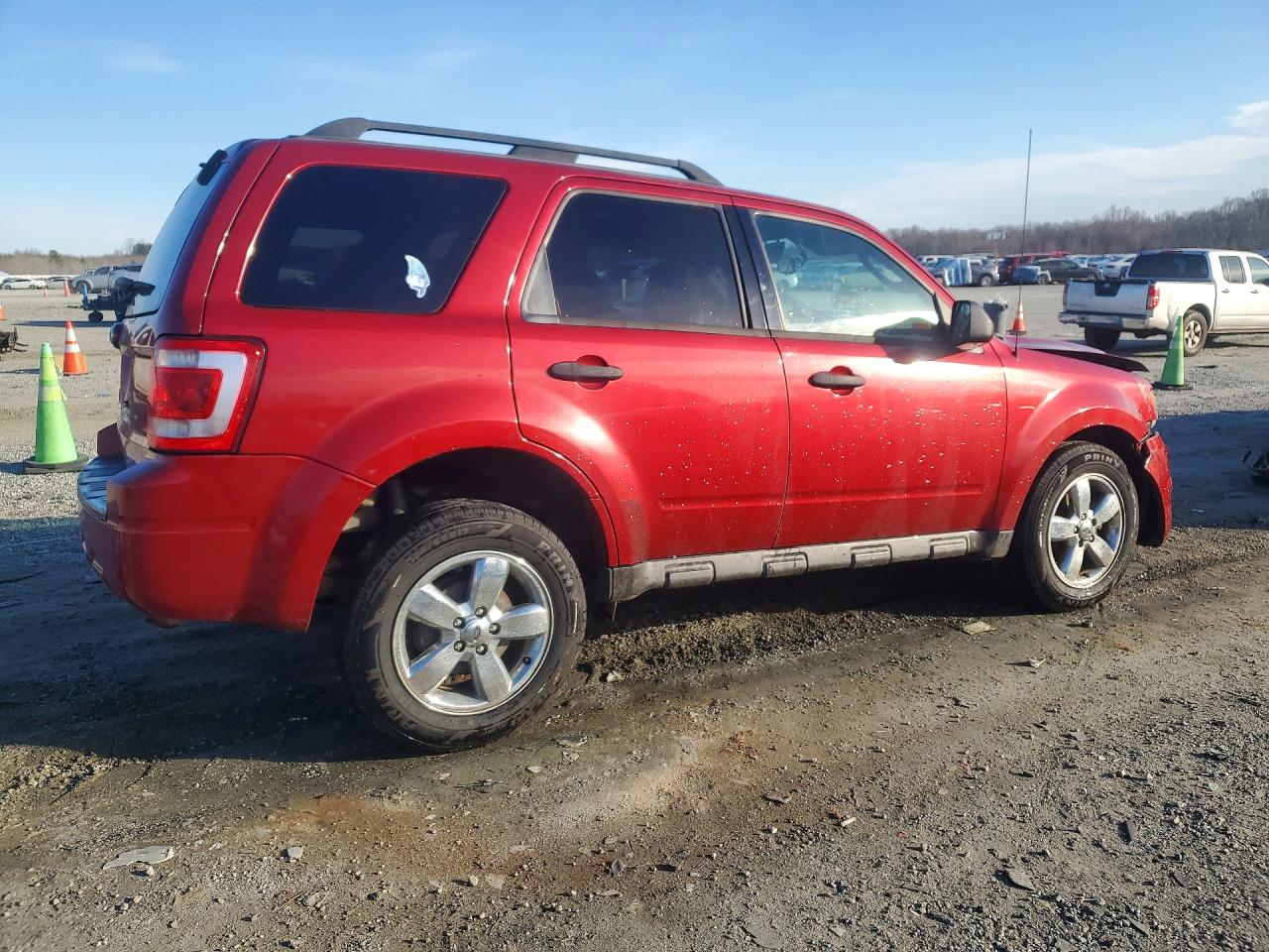 2012 FORD ESCAPE XLT photo 3