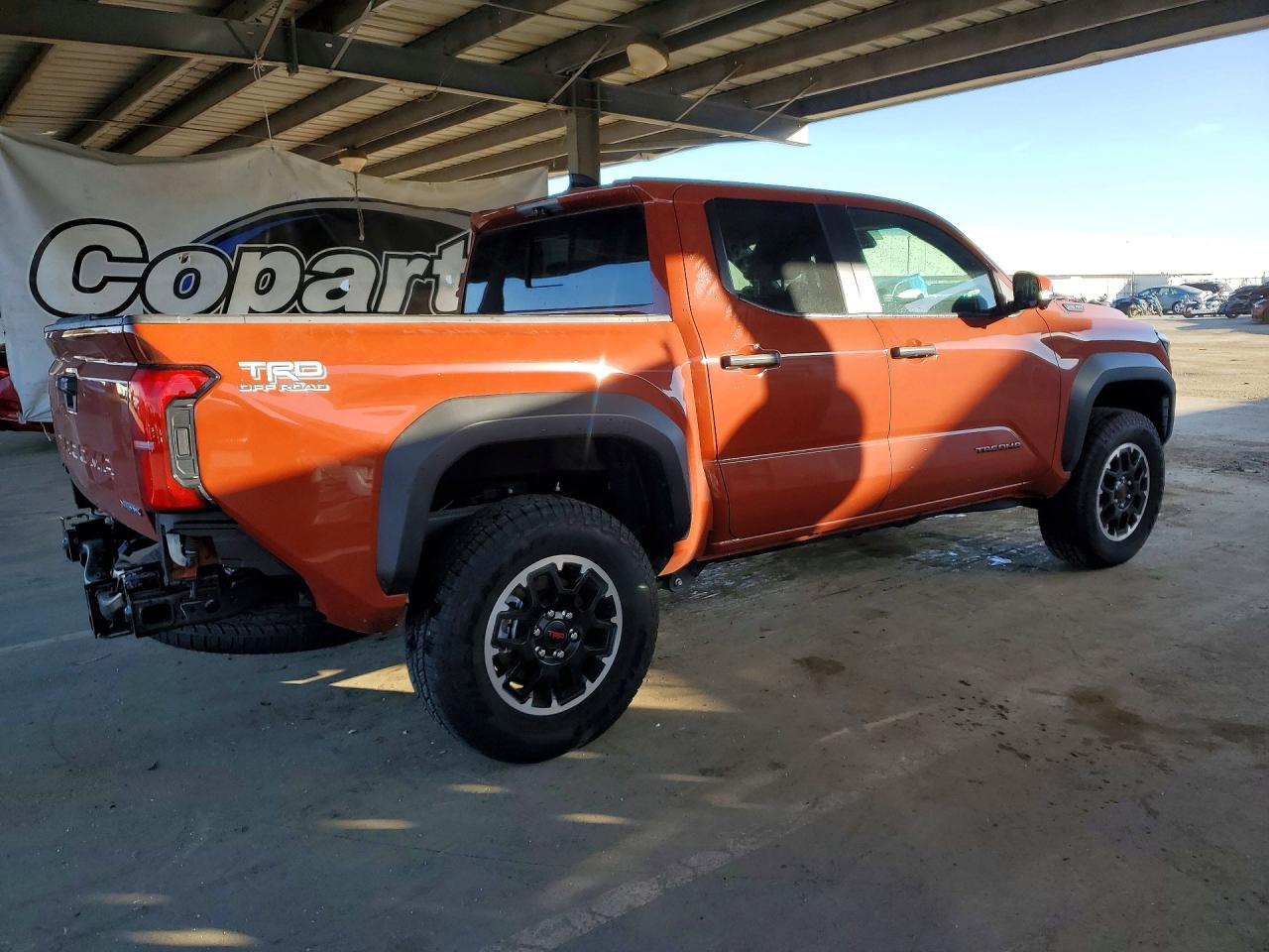 2025 TOYOTA TACOMA DOUBLE CAB photo 3
