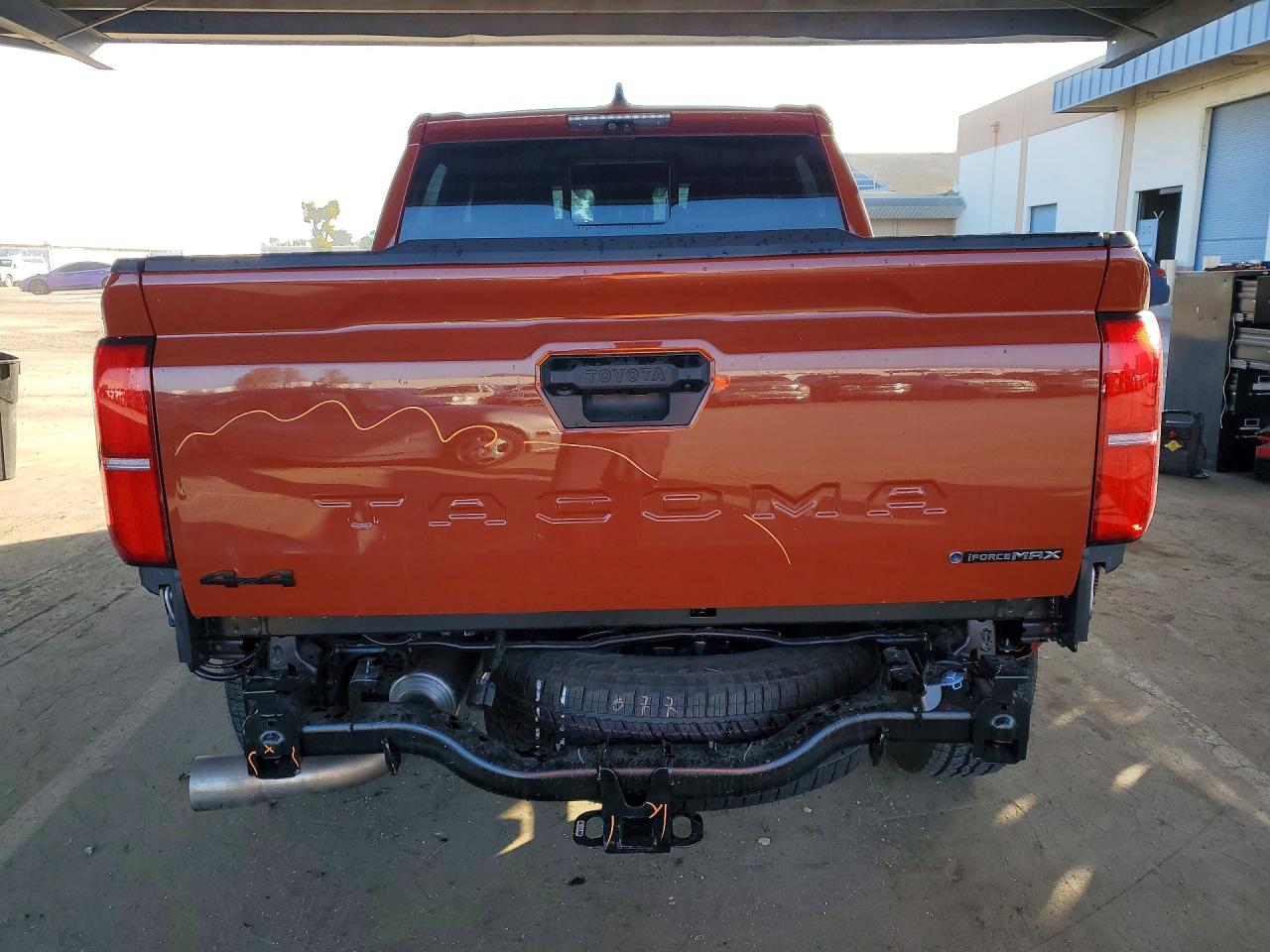 2025 TOYOTA TACOMA DOUBLE CAB photo 6
