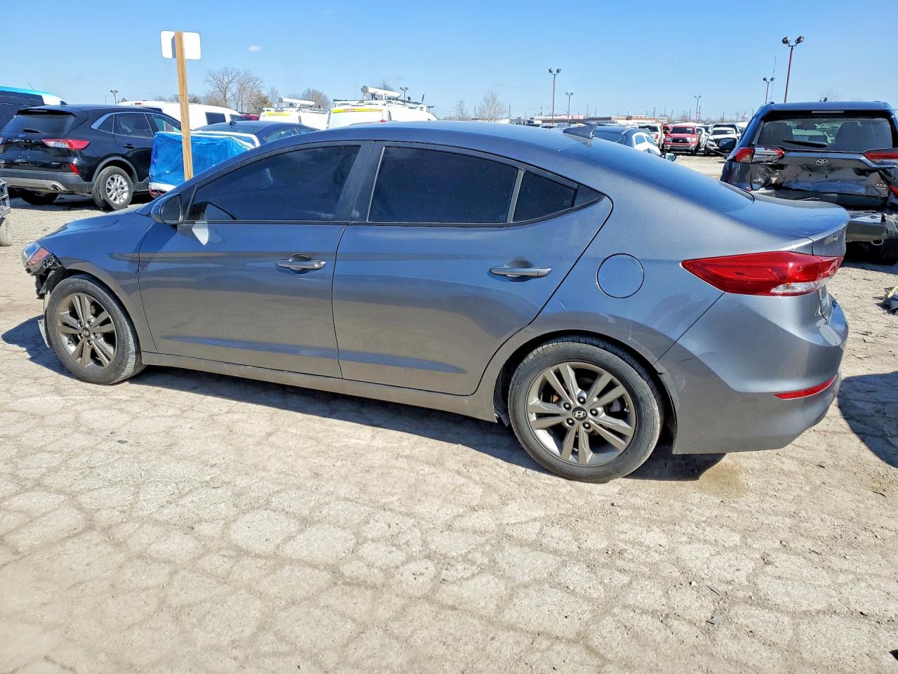 2018 HYUNDAI ELANTRA SEL photo 3