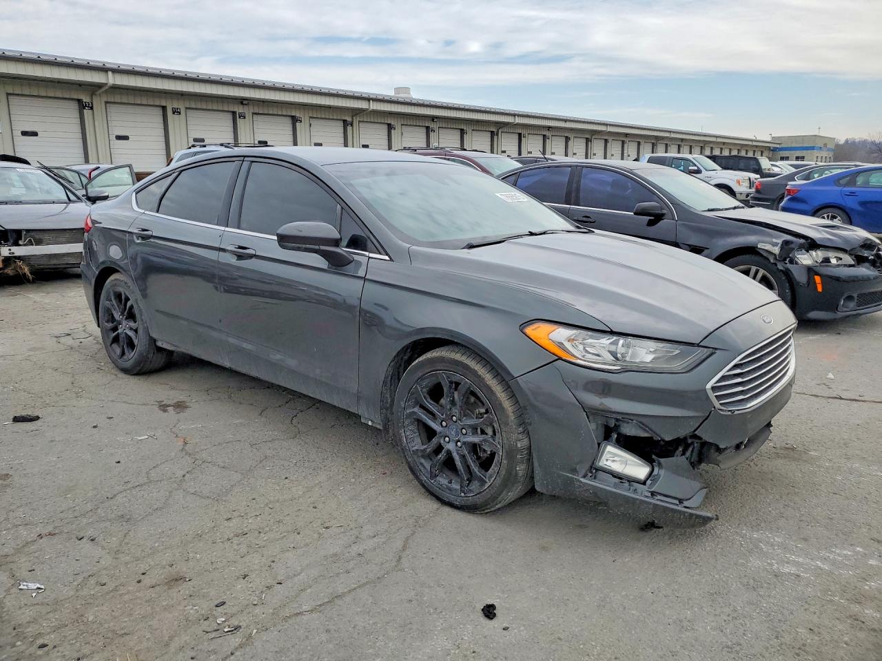 2019 FORD FUSION SE photo 4