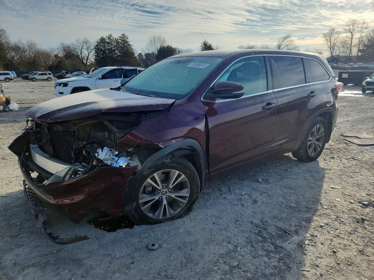 2016 TOYOTA HIGHLANDER