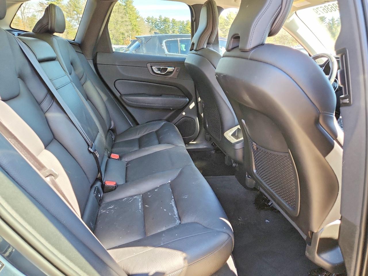 2019 VOLVO XC60 T6 photo 21