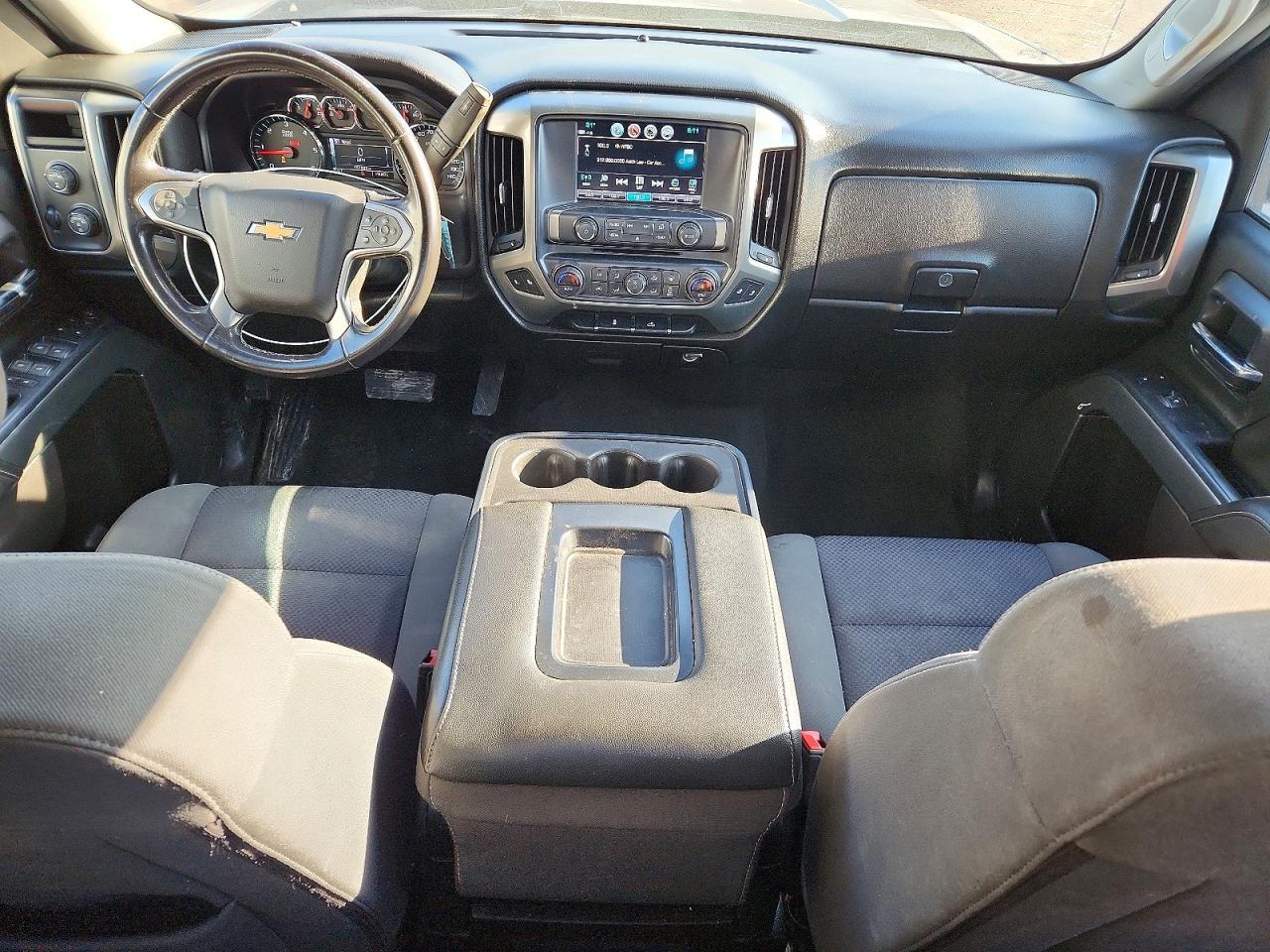 2018 CHEVROLET SILVERADO K1500 LT photo 8