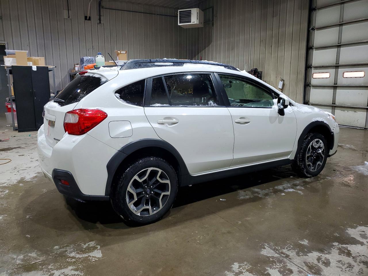 2017 SUBARU CROSSTREK PREMIUM photo 3