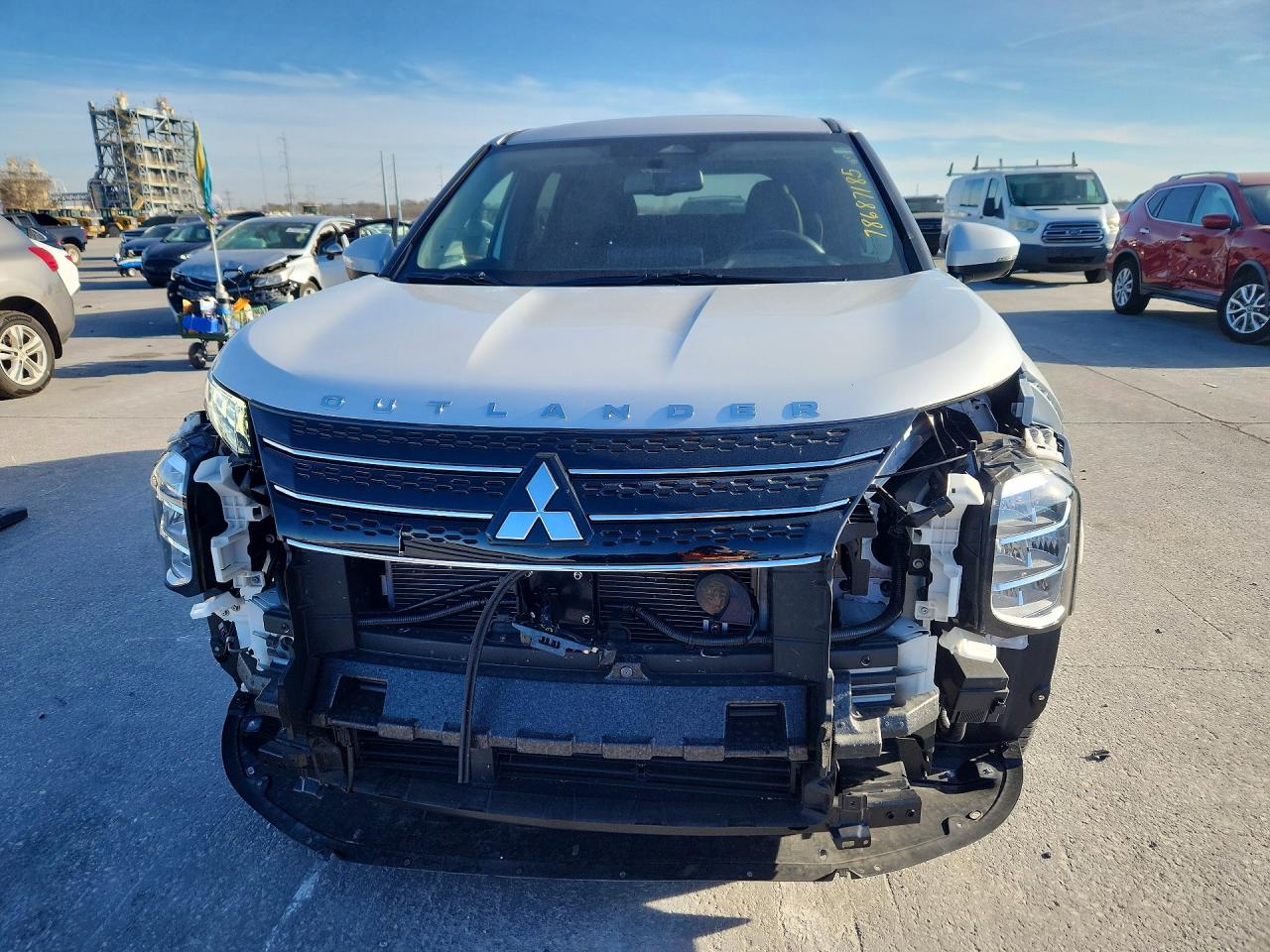 2024 MITSUBISHI OUTLANDER SE photo 5