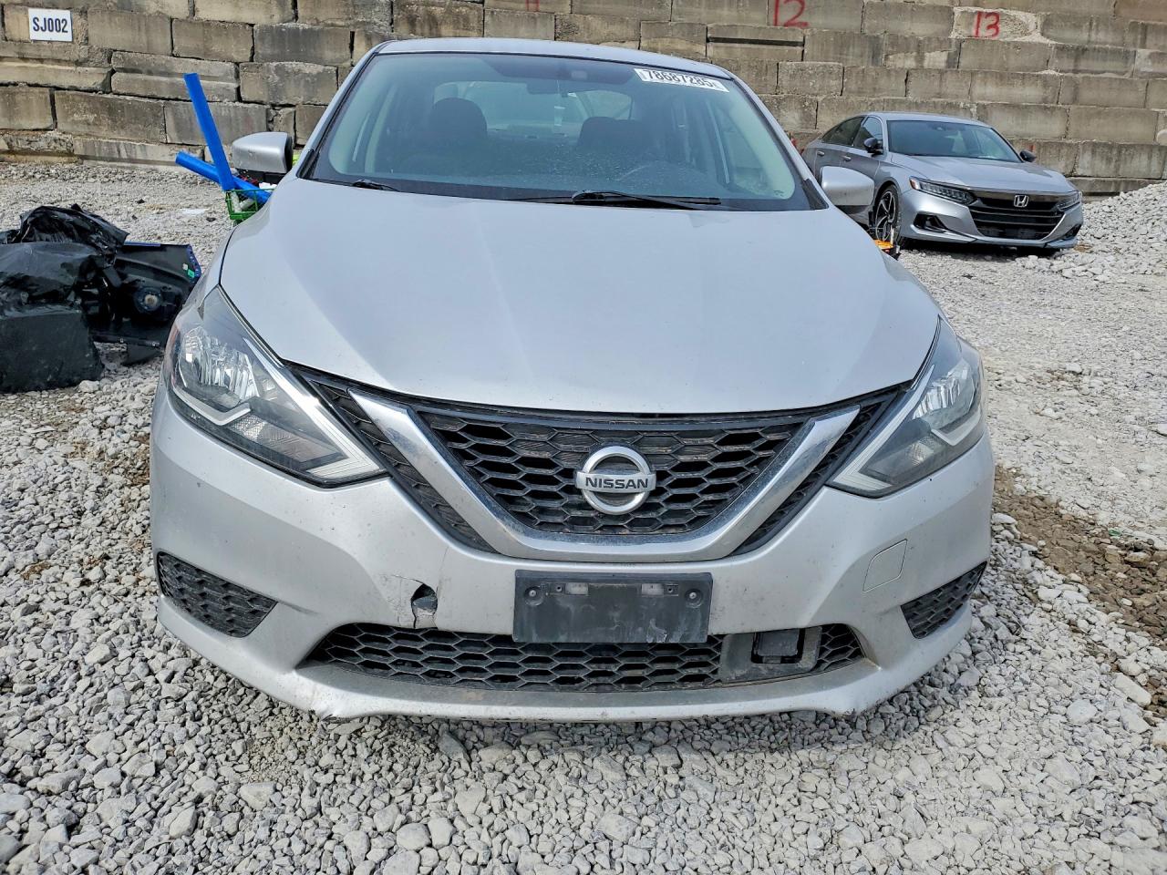 2018 NISSAN SENTRA photo 9