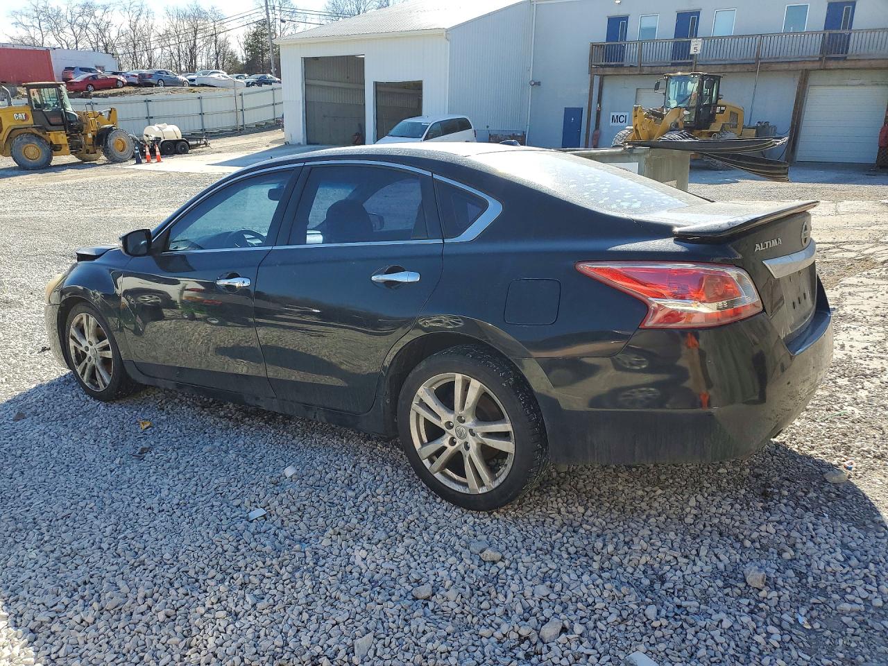 2013 NISSAN ALTIMA 3.5 S photo 2
