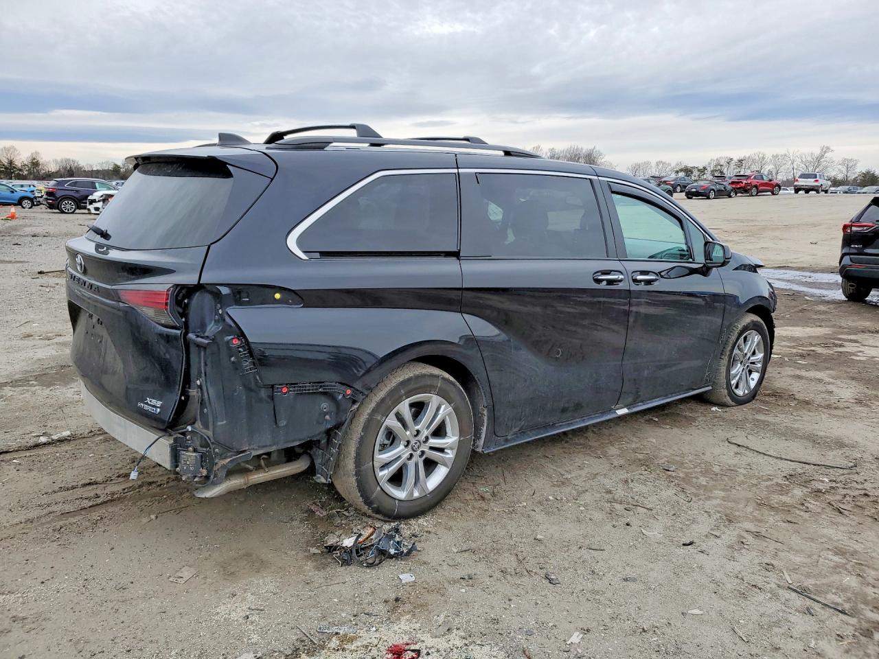 2022 TOYOTA SIENNA XSE 7-PASSENGER photo 5