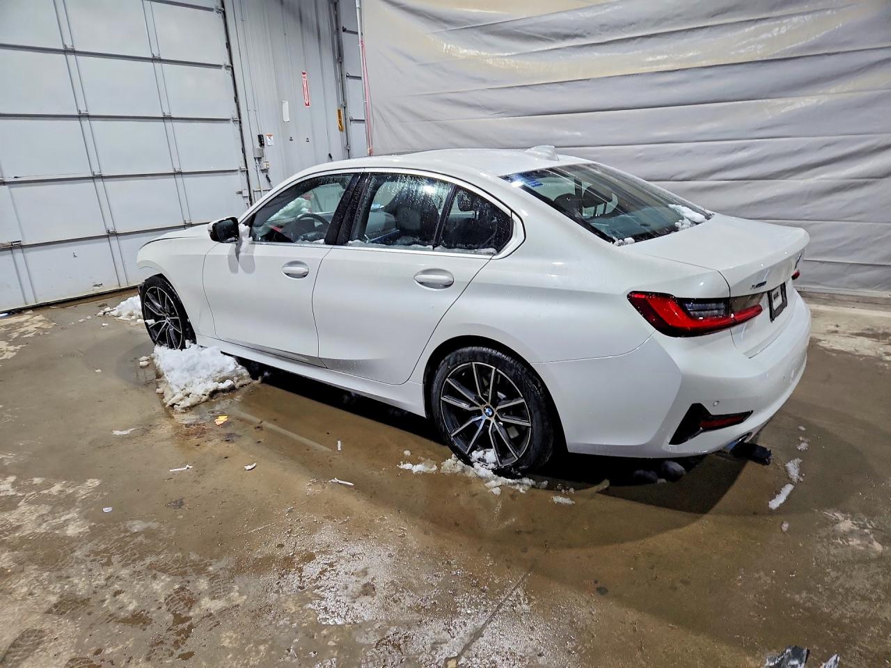 2020 BMW 330XI photo 2
