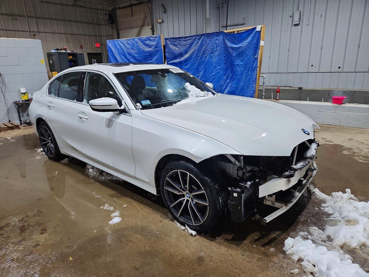 2020 BMW 330XI photo 4
